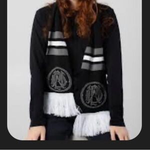Black and White Men and Women's Scarf